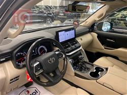 تۆیۆتا لاند کروزەر